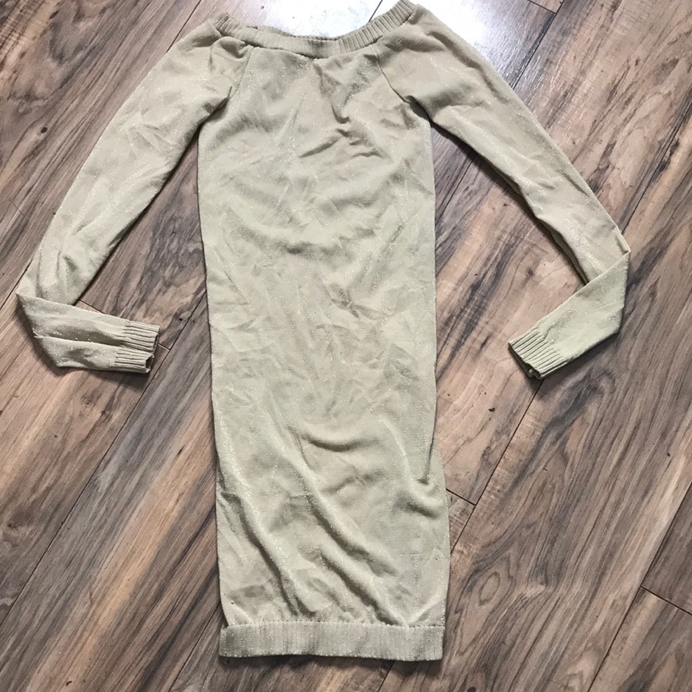 Bebe gold shimmery off shoulder open back stretch long sleeves dress size SMALL